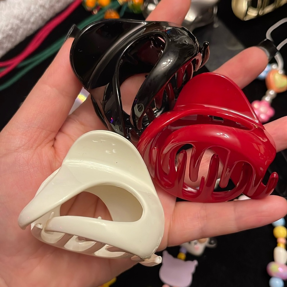 Hair clips
